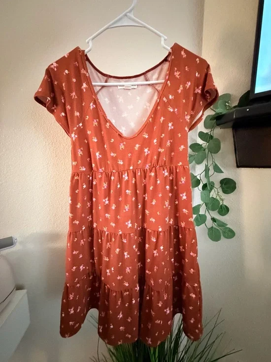 Aeropostale Rust Floral Scoop-Neck Tiered Mini Dress with Pink Accents - Picture 2 of 4